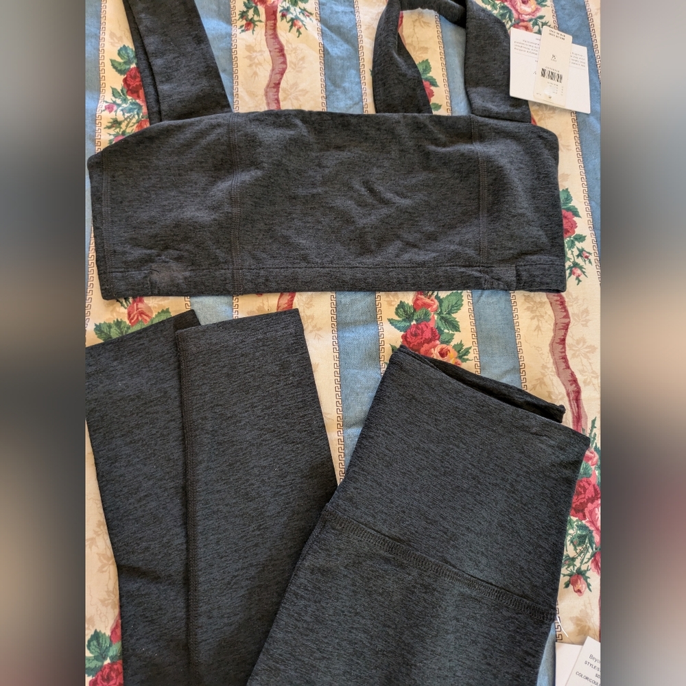 Soft yoga set